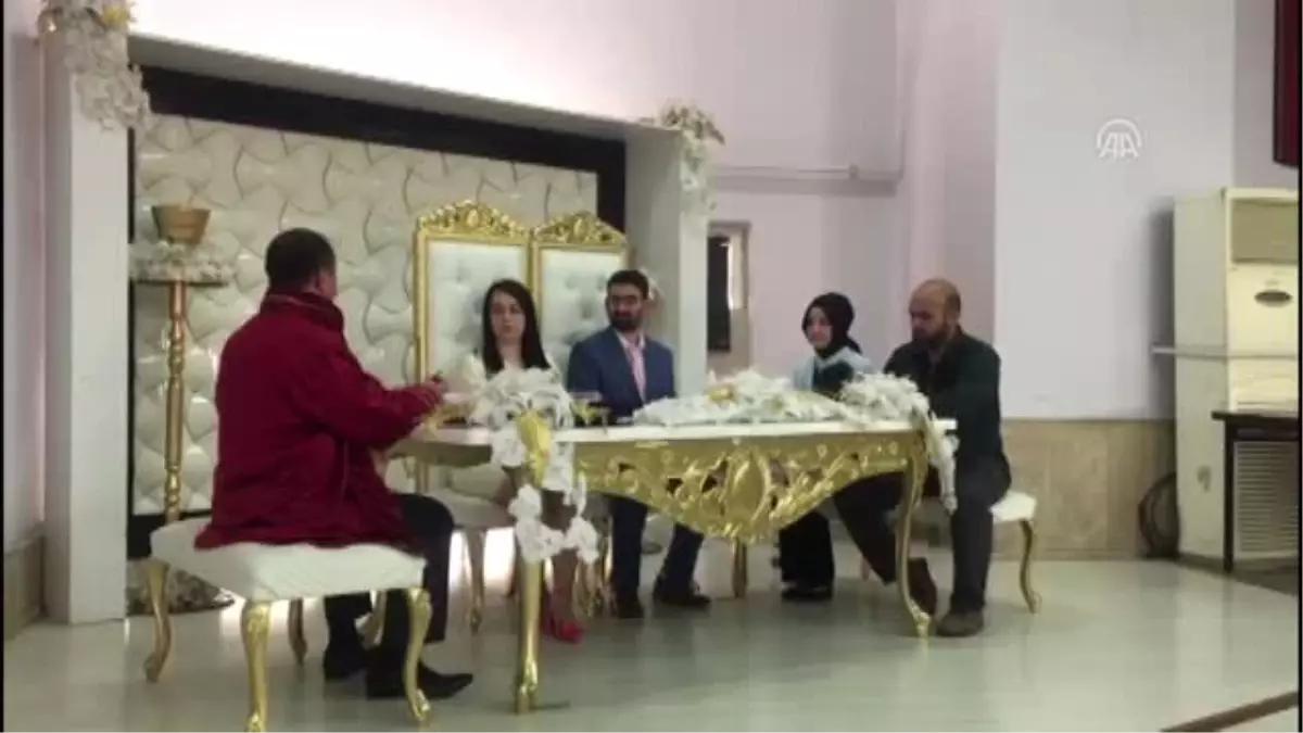 Aile Cüzdanına Göre Damat Kayınpederi ile "Evli"