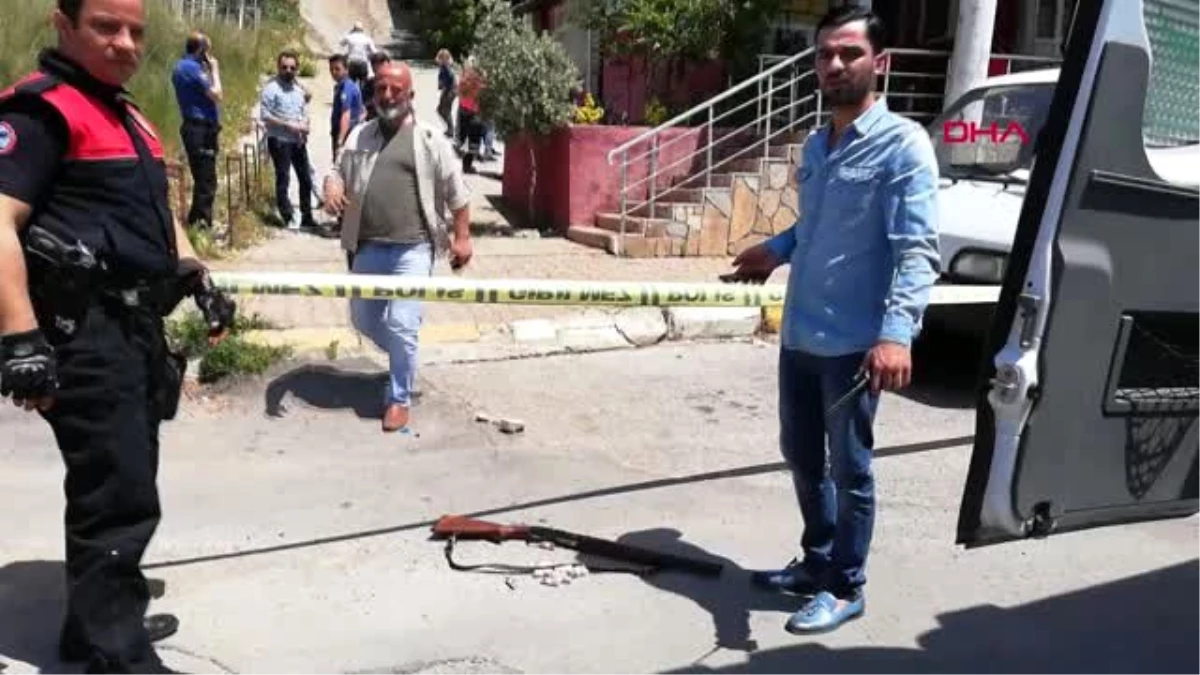Antalya Evini Teslim Etmeyen Emlakçıyı İki Bacağından Vurdu