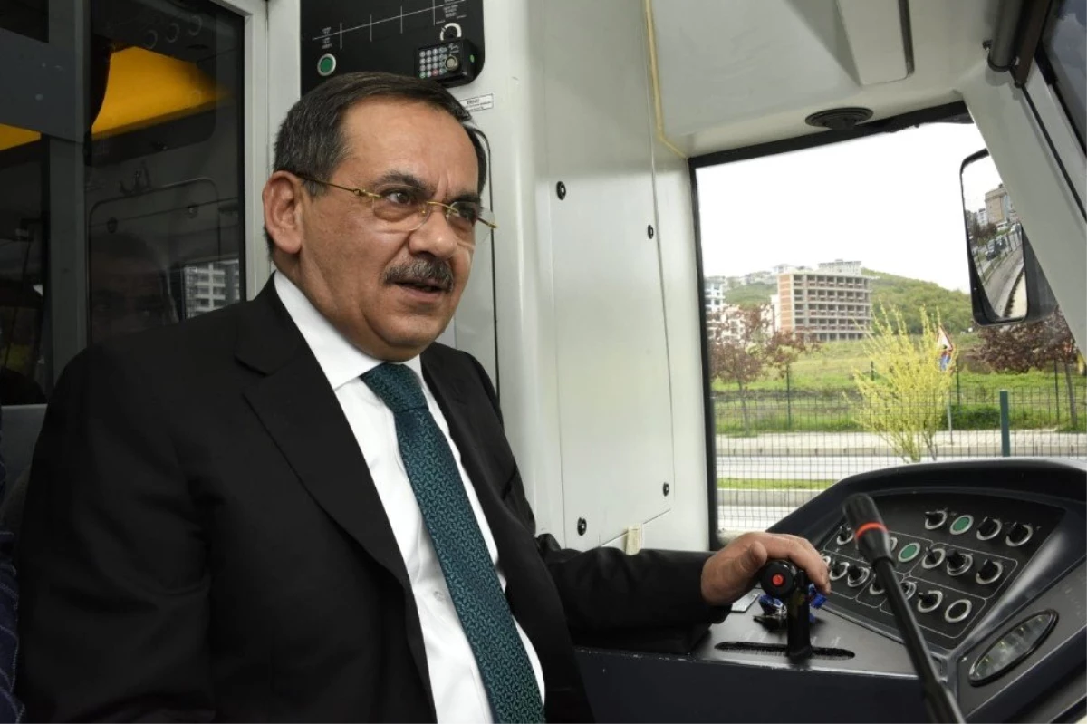 Başkan Demir, Omü Raylı Sistemde Deneme Sürüşüne Çıktı