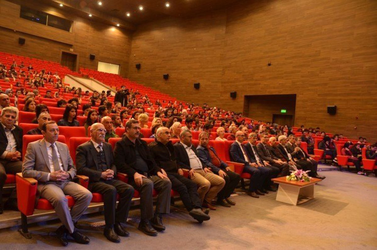 Binali Yıldırım Üniversitesinde "Hikayeli Erzincan Türküleri Konseri" Düzenlendi