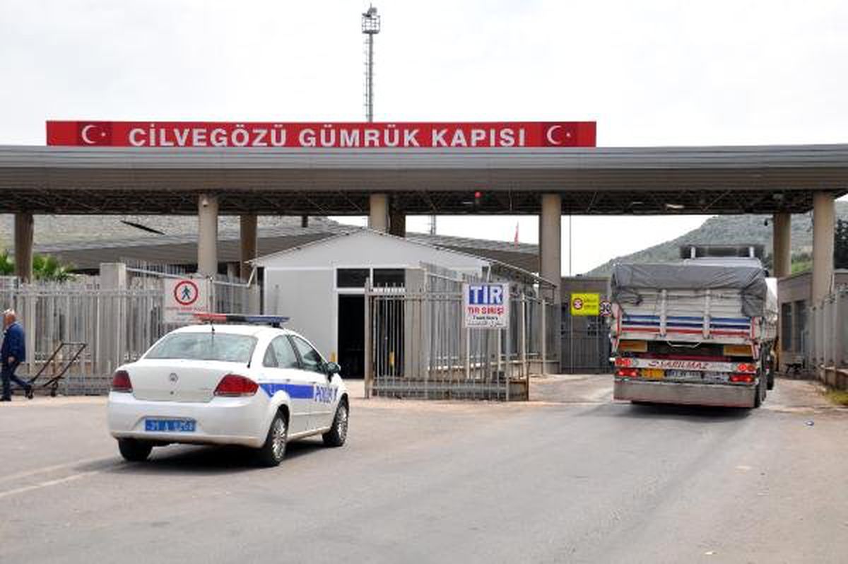 Cilvegözü\'nde Tır Yoğunluğu