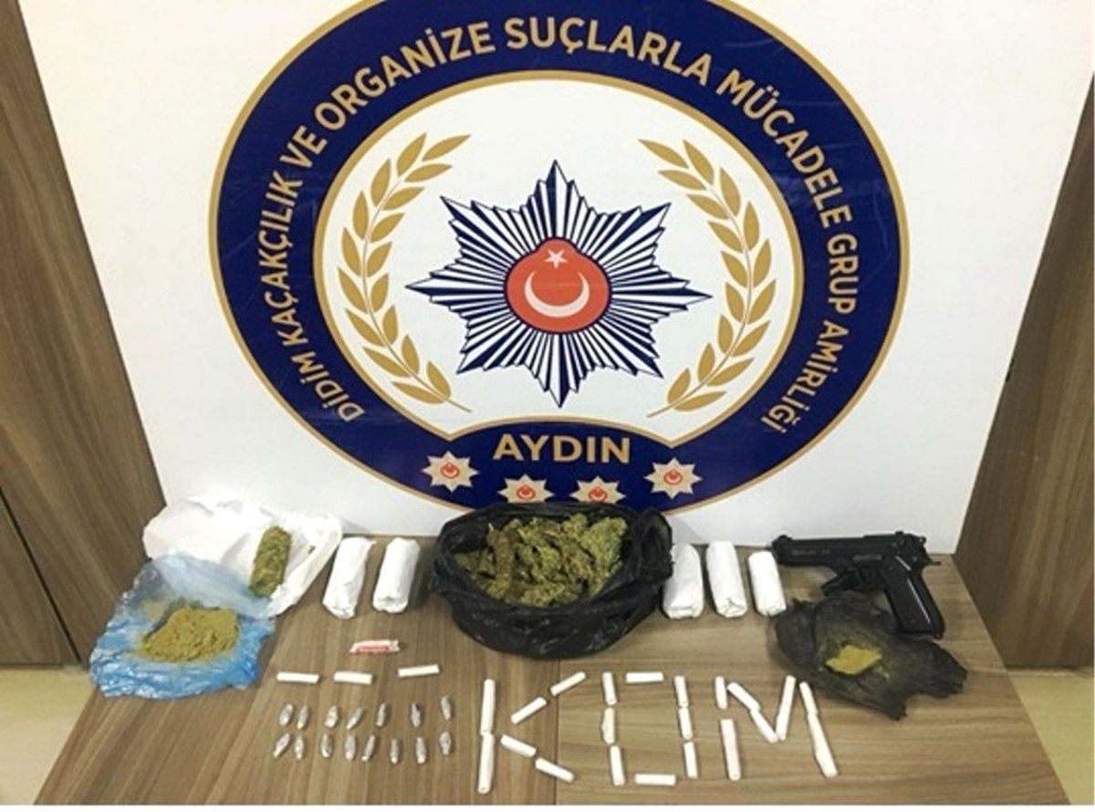 Didim\'de 414 Gram Esrar Ele Geçirildi