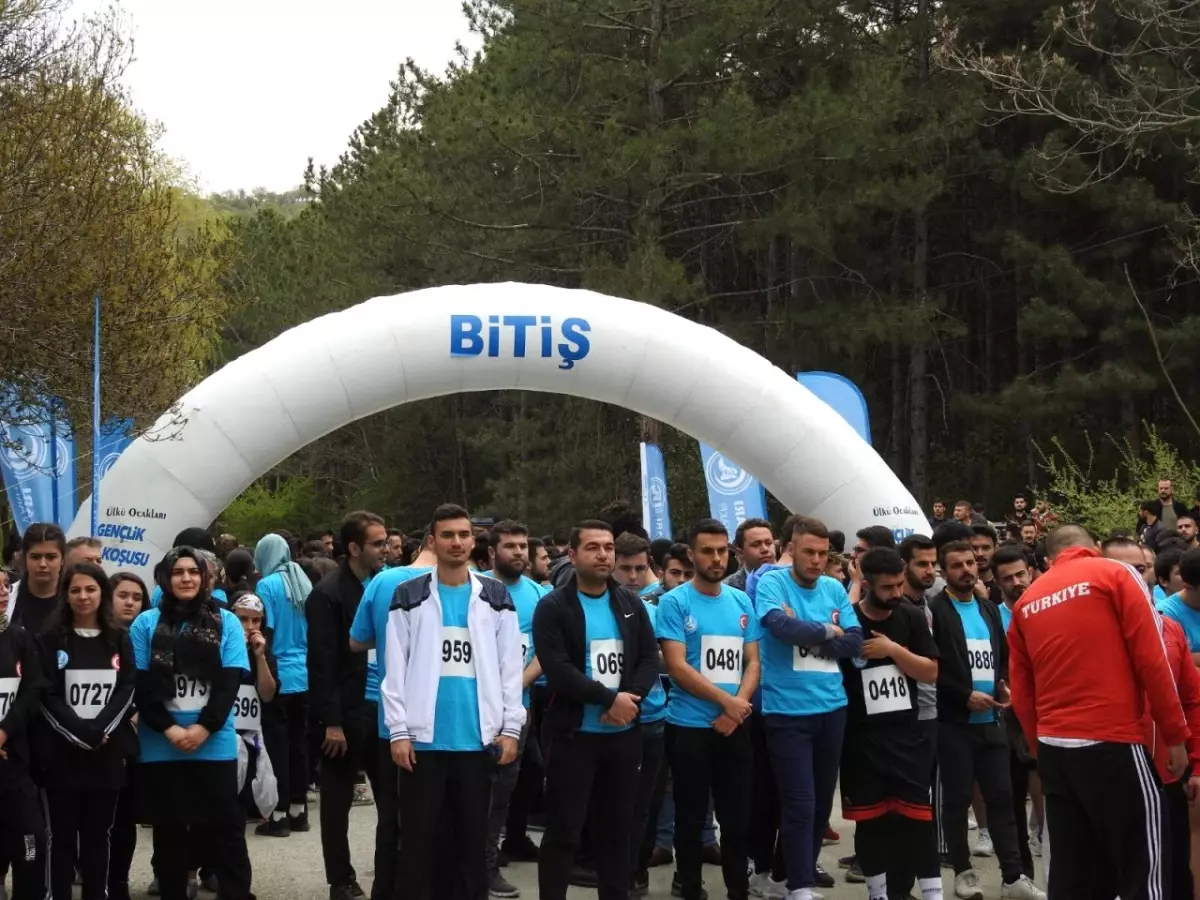 Gençler Eymir Gölü\'nde Buluştu