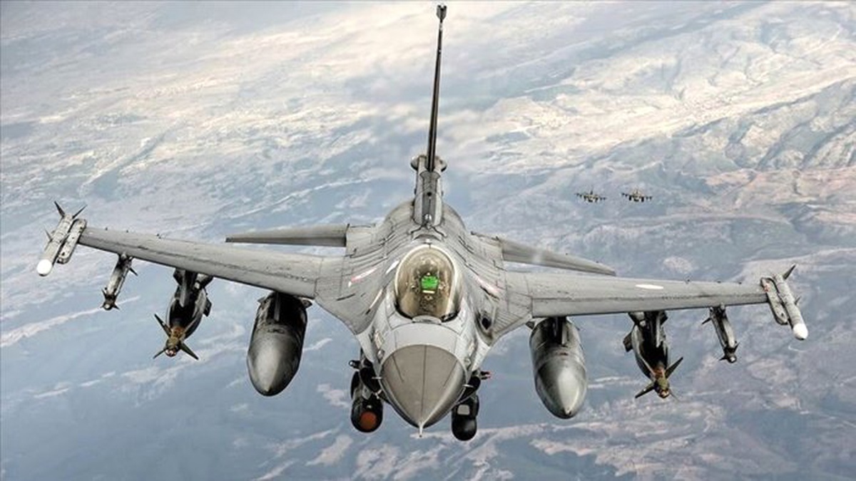 Irak\'ın kuzeyine hava harekatı