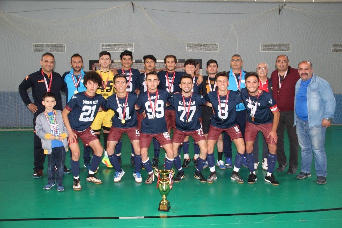 Kızlarda Bursa, Erkeklerde İse Denizli Temsilcileri Gençler Futsal Türkiye Şampiyonu Oldu