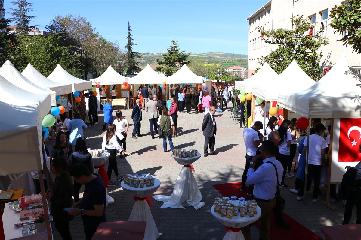 Öğrencilerin Projeleri, Bilim Fuarında Sergilendi