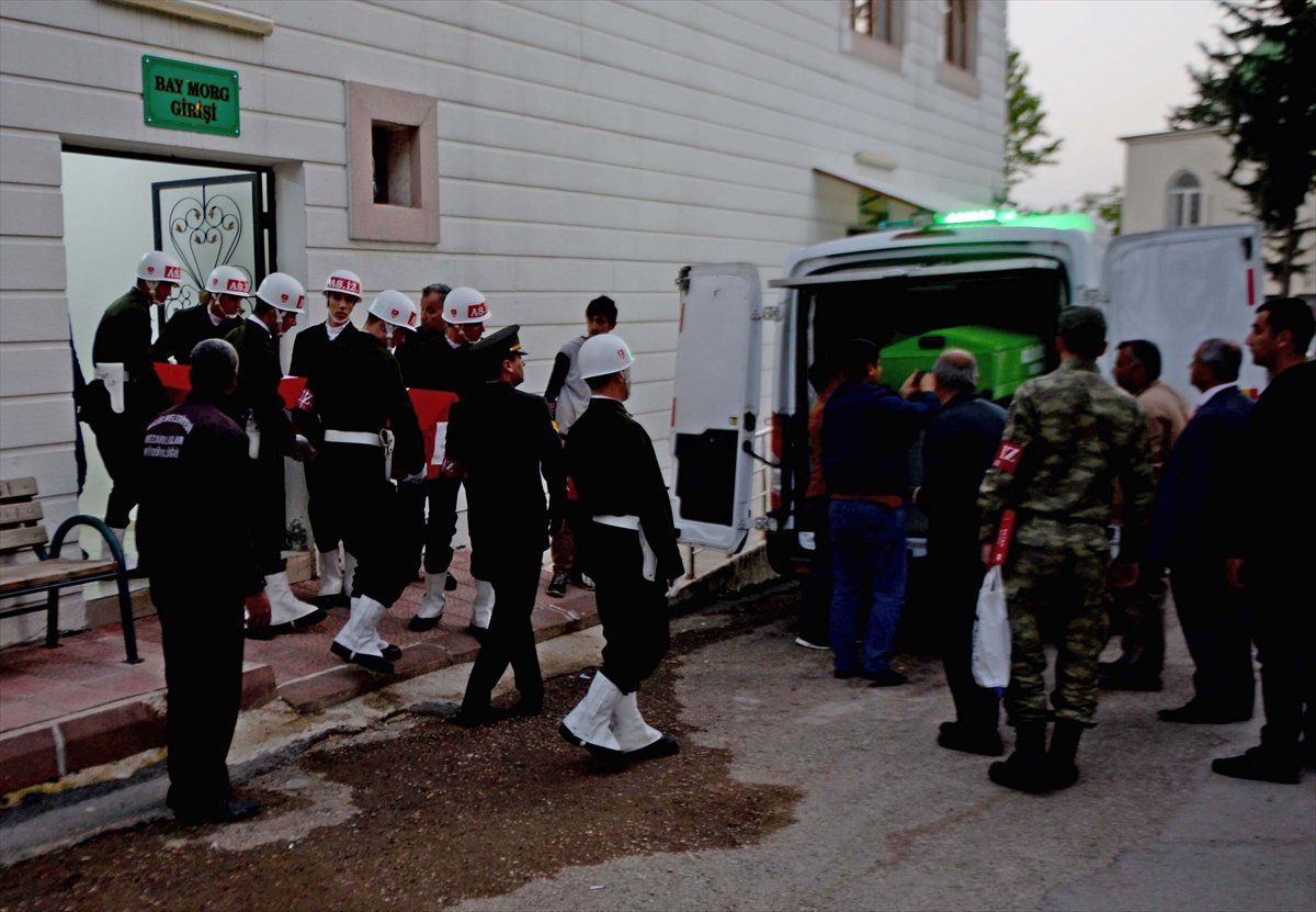 Şehit Askerin Cenazesi Memleketine Uğurlandı