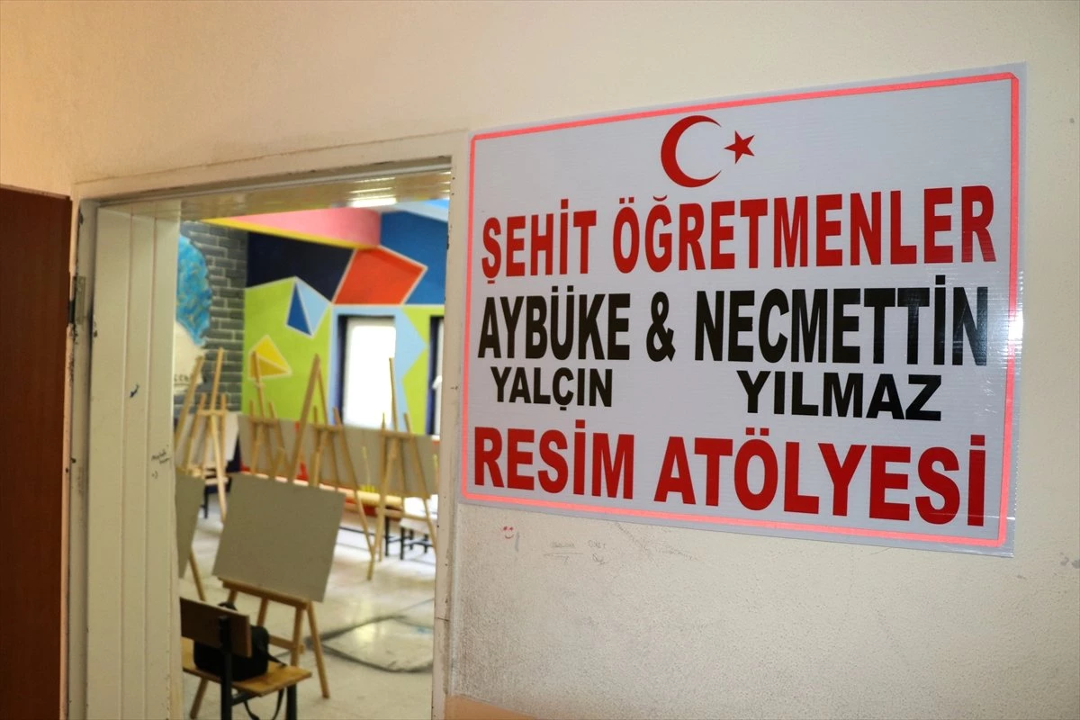 Şehit Öğretmenlerin Adı Resim Atölyesinde Yaşatılacak