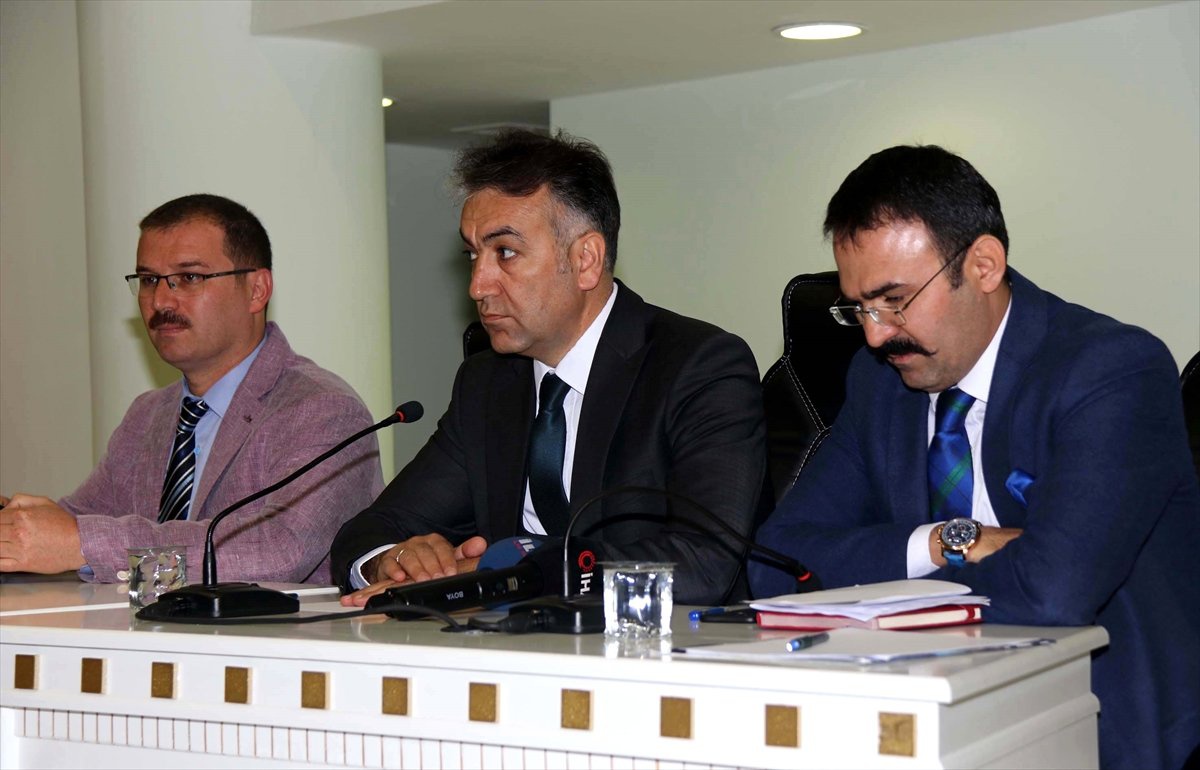 Vali Çağatay, Muhtarlarla Bir Araya Geldi