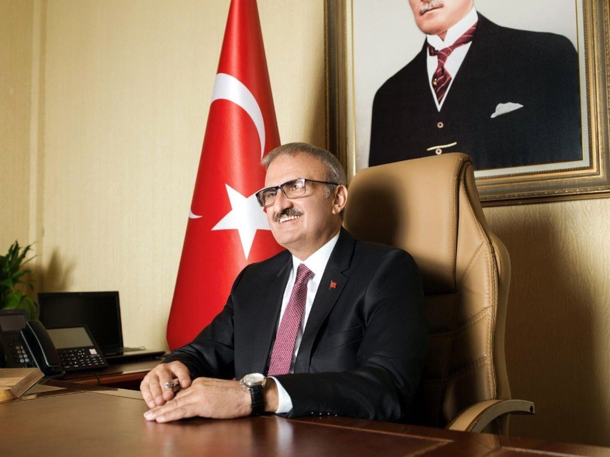 Vali Karaloğlu\'ndan 1 Mayıs Mesajı
