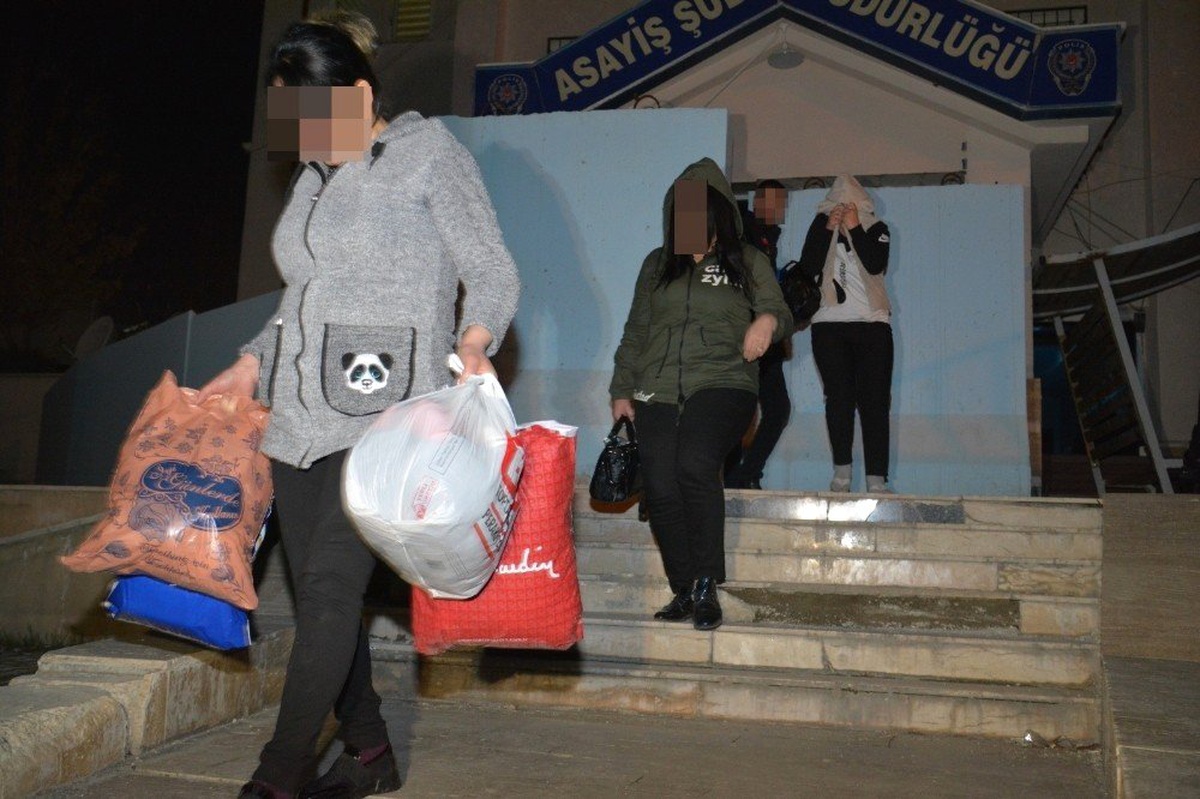 Van Merkezli Fuhuş Operasyonu: 37 Gözaltı