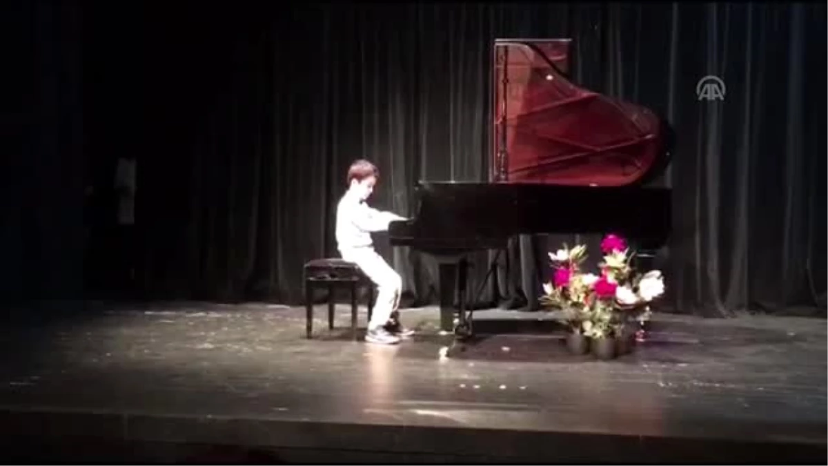 8 Ay Önce Tanıştığı Piyanoda Dünya İkincisi Oldu