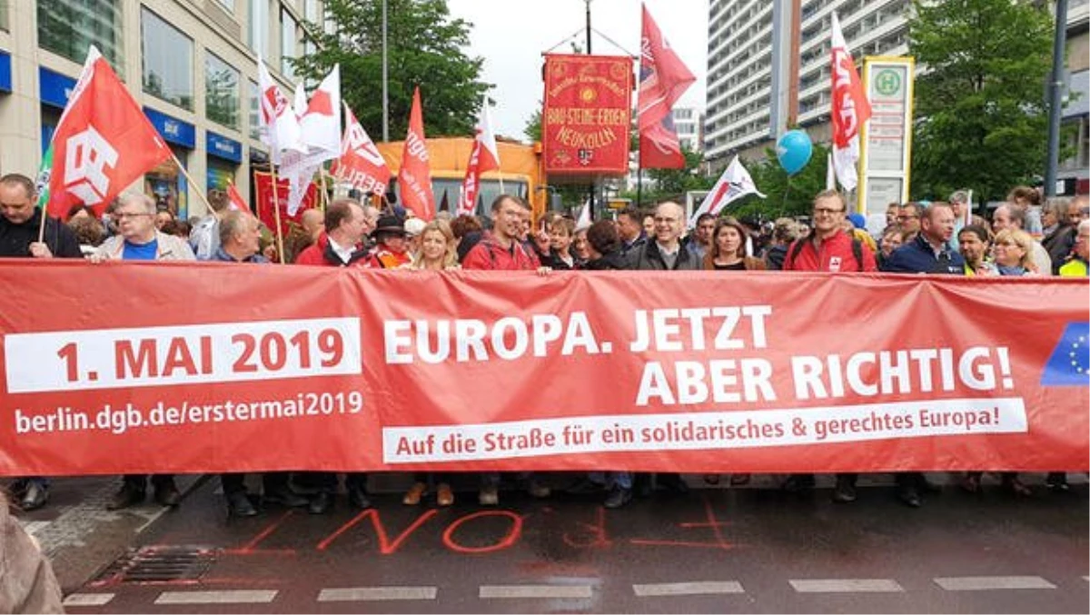 Almanya\'da 1 Mayıs Gösterileri Başladı