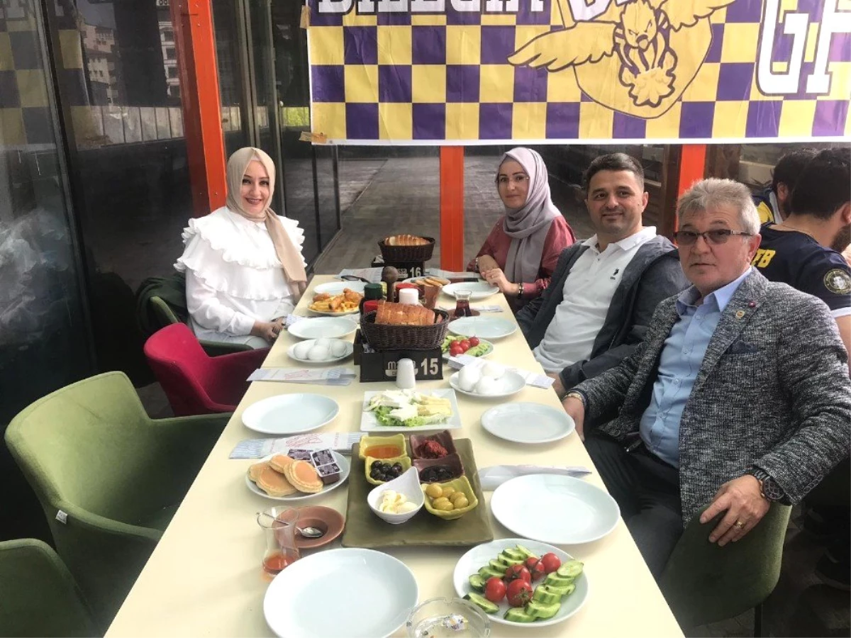 Bilecik\'te Fenerbahçeliler Kahvaltıda Buluştu