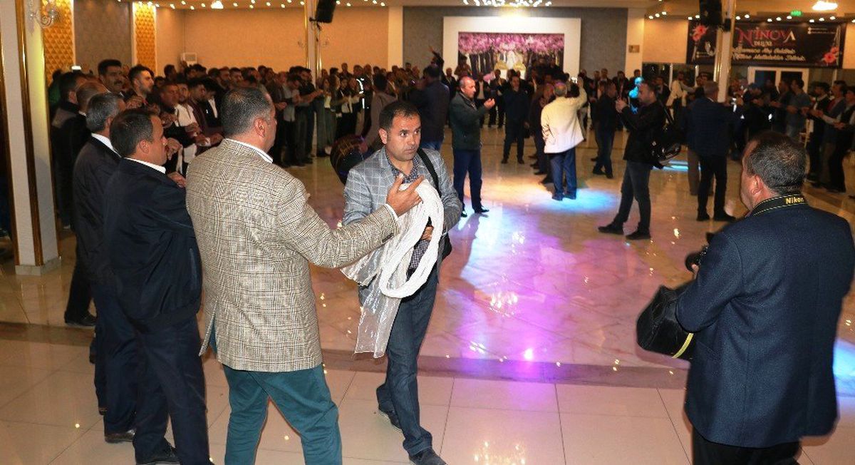 Hizmet-İş Sendikası Van Şubesinden 1 Mayıs\'a Bin 600 Kişilik Çıkarma