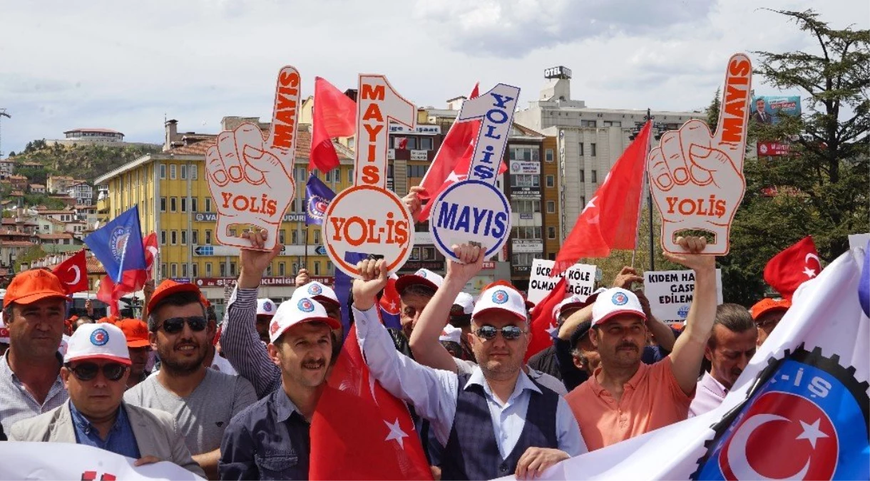 Kastamonu\'da 1 Mayıs İşçi Bayramı Törenle Kutlandı