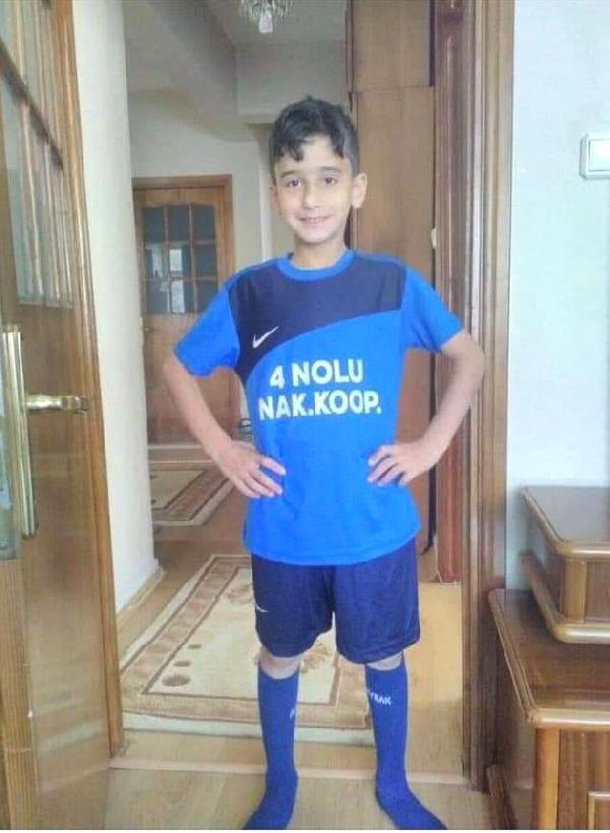 Manevra Yapan Otomobilin Çarptığı Zeynelhan Öldü, Arkadaşı Yaralandı