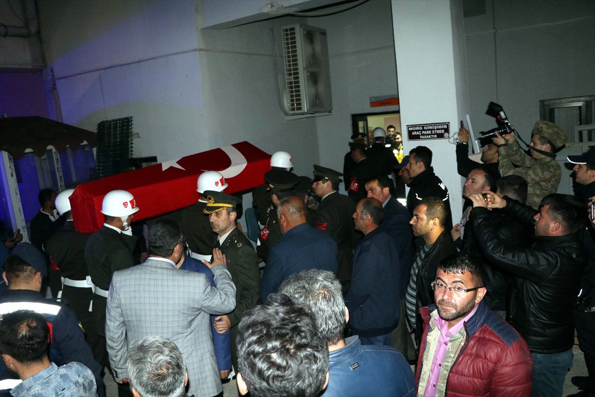 Şehit Askerin Cenazesi Çankırı\'ya Getirildi