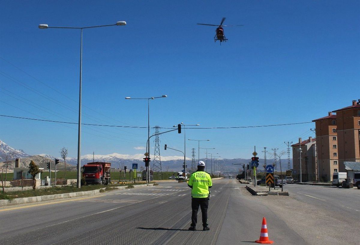 Van\'da Helikopter Destekli Trafik Denetimi