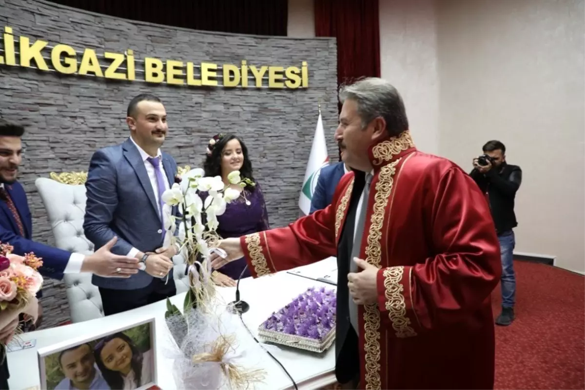 2019 Yılının İlk Dört Ayında Melikgazi\'de 1071 Nikah Kıyıldı