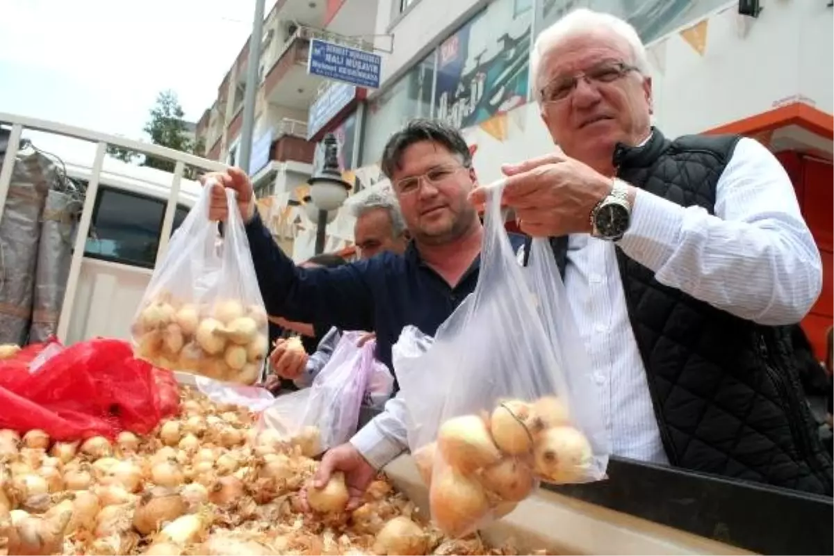 5 Ton Kuru Soğan 1 Saat İçinde Tükendi