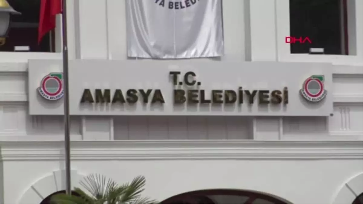 Amasya Belediyesi Tabelasına T.c. İbaresi Eklendi