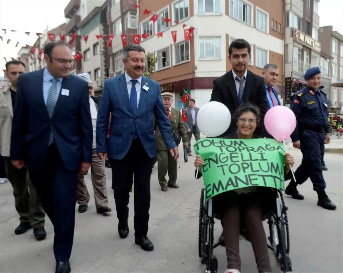 Amasya\'da Engellilerden Farkındalık Yürüyüşü