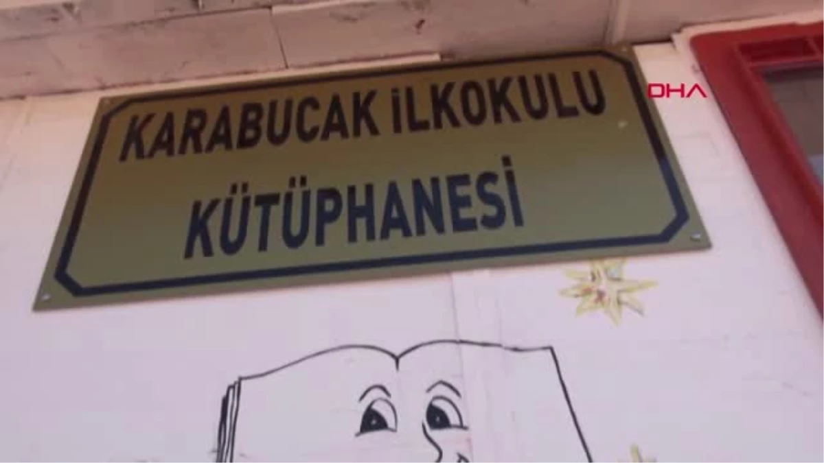 Antalya Karavan Kütüphane Çocuklara Okumayı Sevdirecek