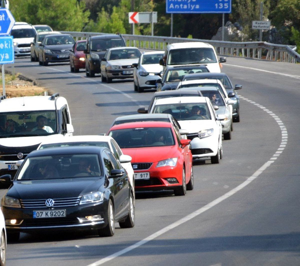 Antalya\'nın Taşıt Sayısı Bir Ayda 3 Bin 847 Arttı