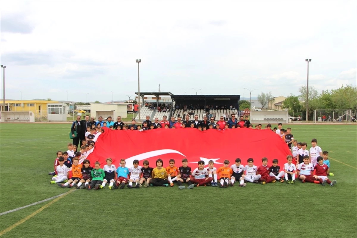 Bandırma\'da Futbol Şenliği