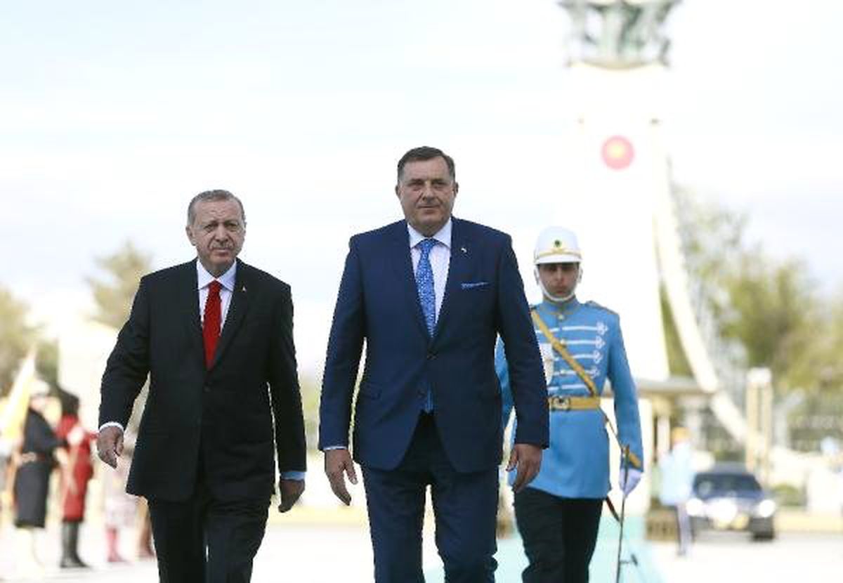 Erdoğan, Bosna Hersek Devlet Başkanlığı Konseyi Üyeleriyle Bir Araya Geldi