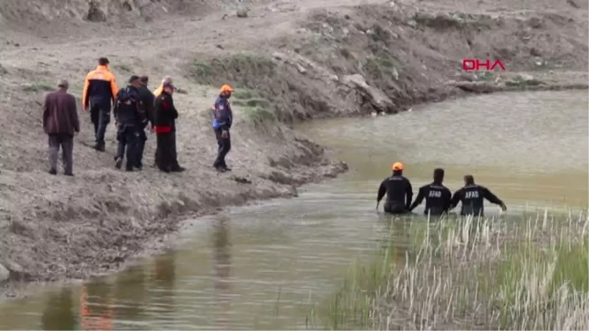 Erzurum Dengesini Kaybedip Düştüğü Oltu Çayı\'nda Kayboldu