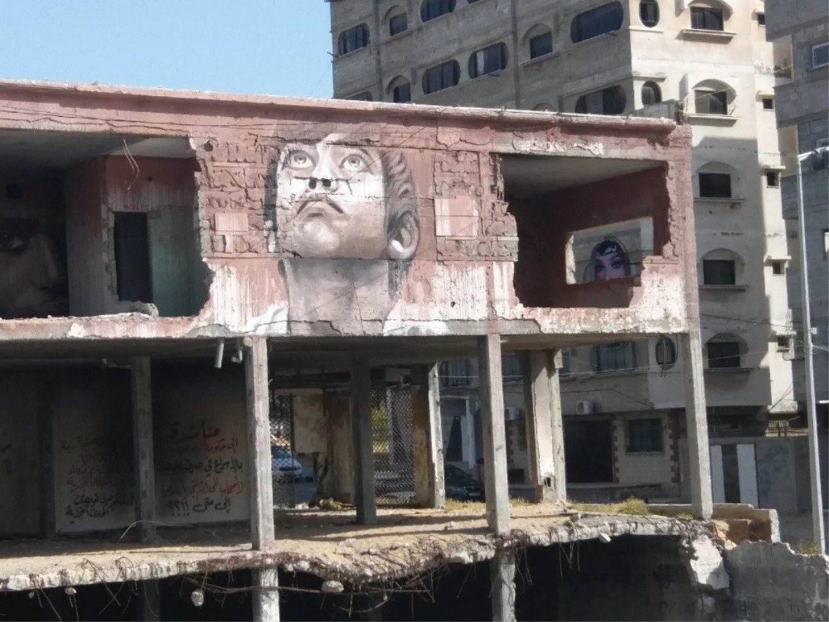 Grafiti Sanatçısı Gazzeli Gençlere Umut Oluyor