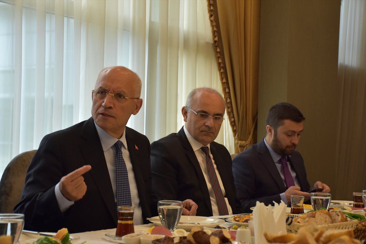 İş Yapan Şirketler Kapatılmayacak"