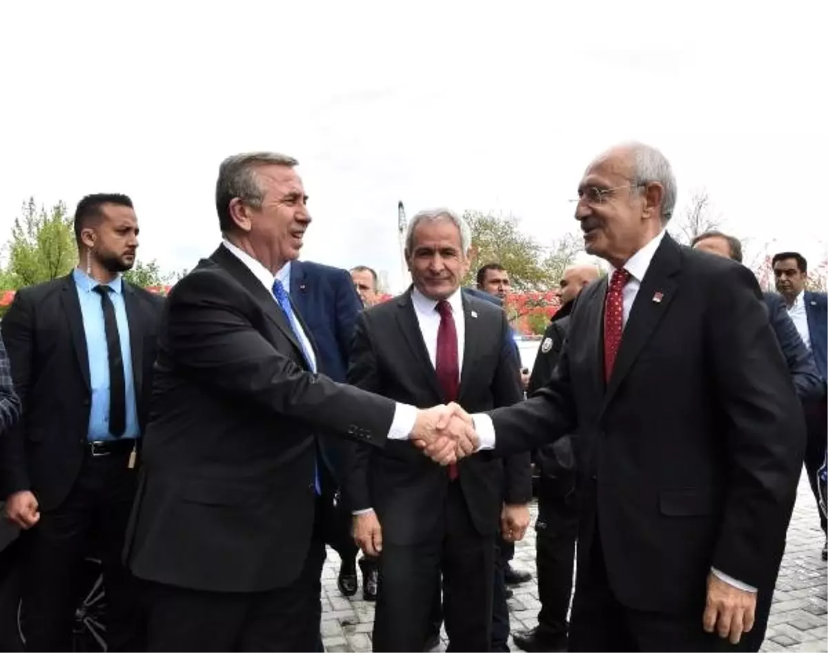 Kılıçdaroğlu\'ndan Yavaş\'a \'Hayırlı Olsun\' Ziyareti