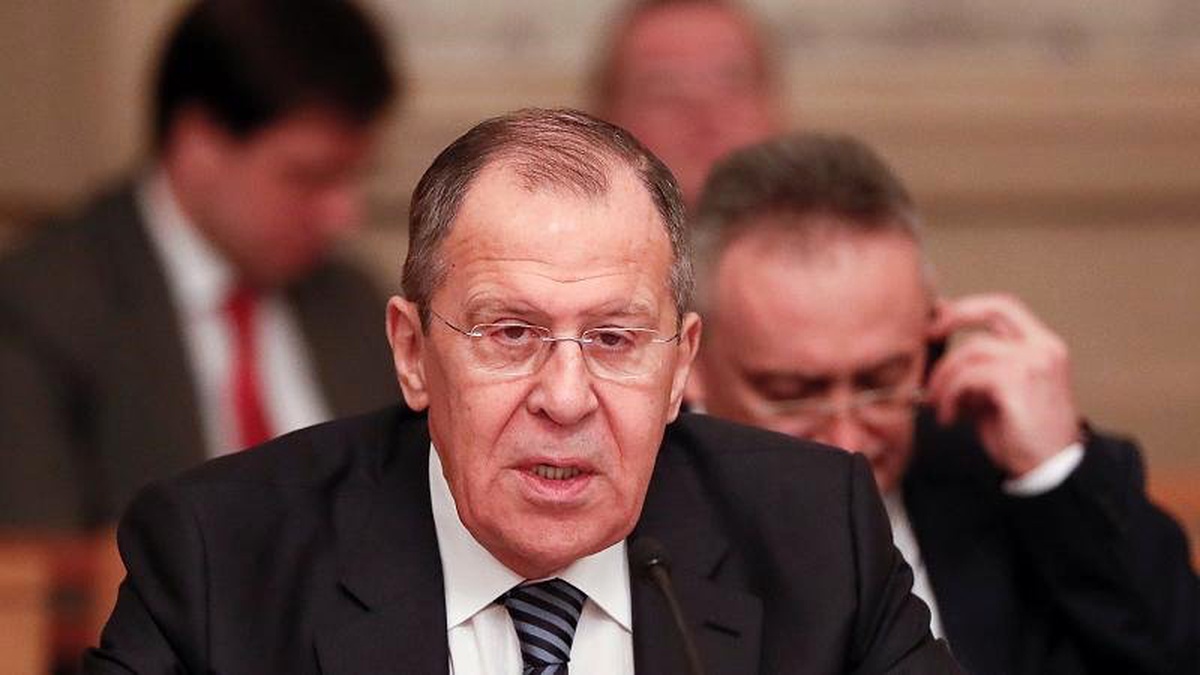 Lavrov: Askeri Kalkışma Sırasında Maduro\'ya Venezuela\'yı Terk Etme Demedik