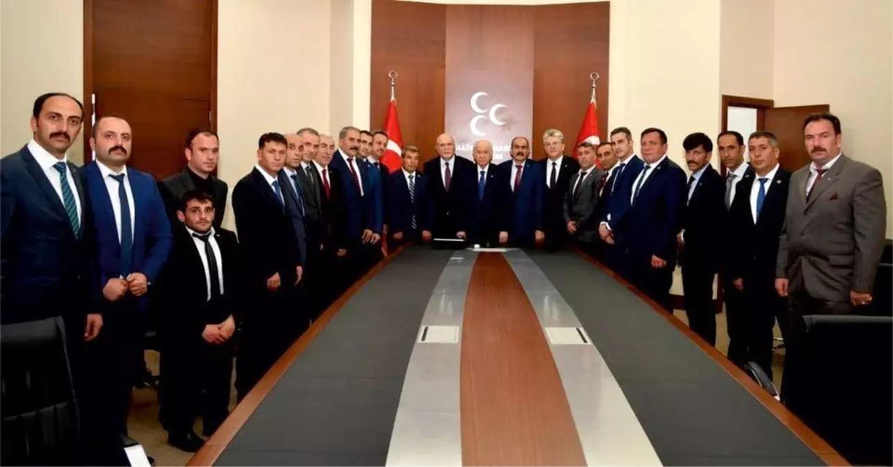 MHP Bayburt Heyeti, Bahçeli\'yi Ziyaret Etti