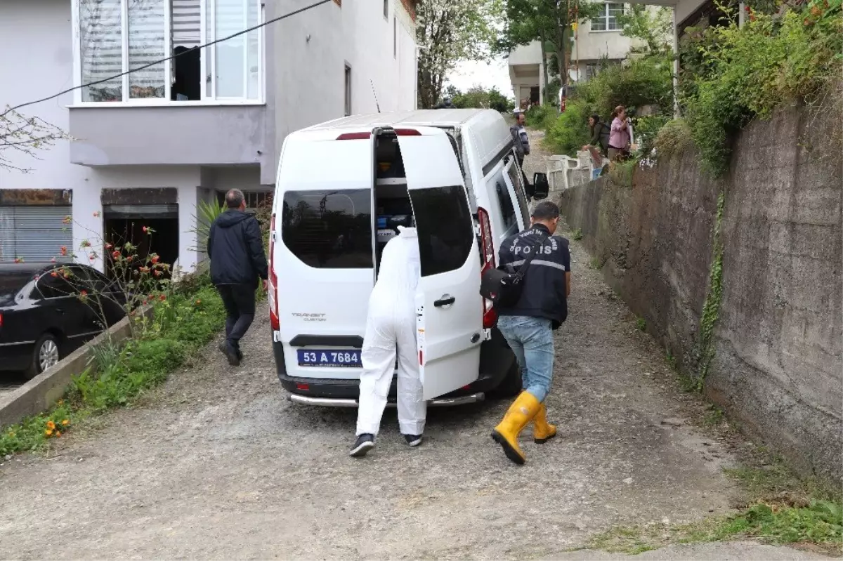 Rize\'nin Fındıklı İlçesinde Kaybolan 2 Çocuğu Arama Çalışmaları Sürüyor