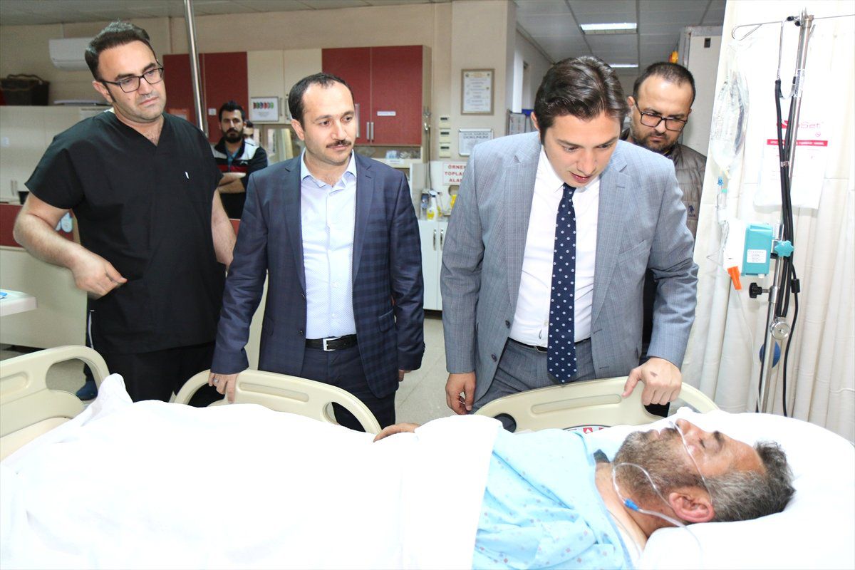 Şanlıurfa\'da İşçileri Taşıyan Midibüsün Devrilmesi