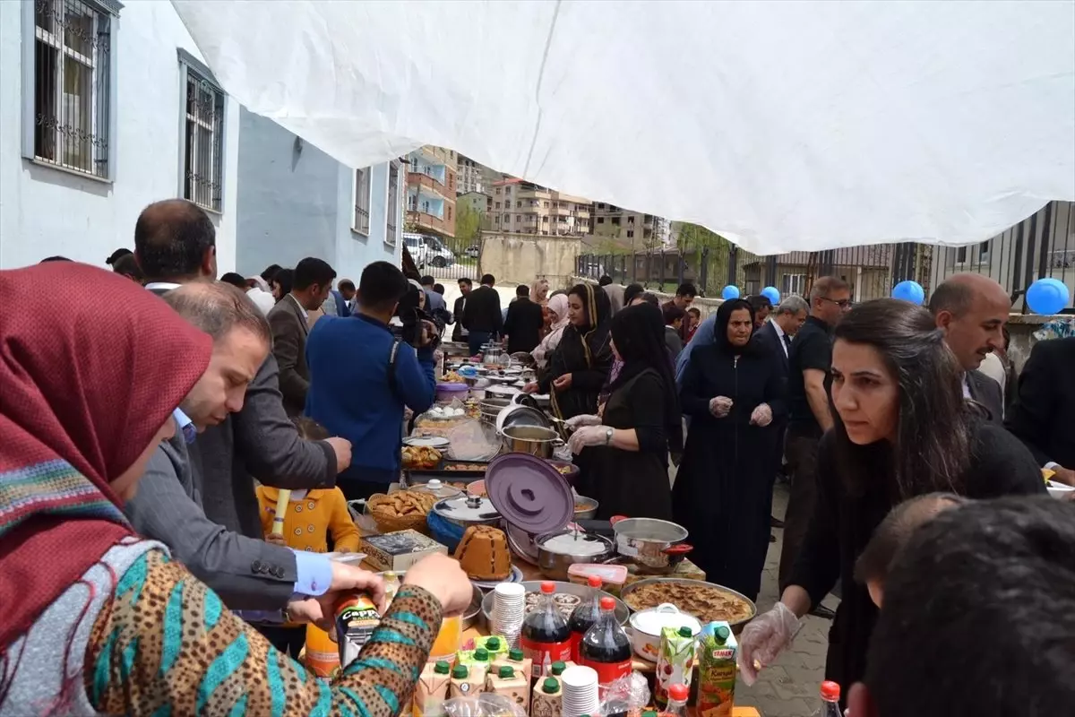 Şemdinli\'de "Özel Çocuklar" İçin Kermes