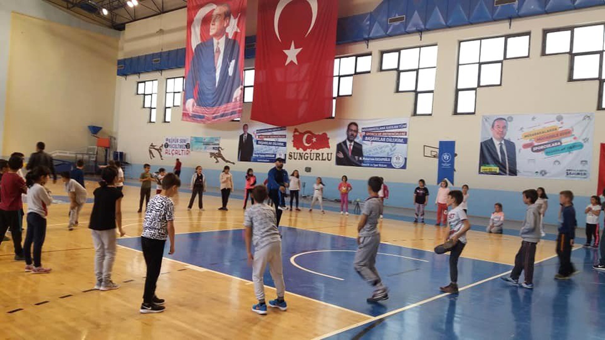 Sungurlu\'da Öğrencilerin İkinci Aşama Test ve Ölçümleri Yapıldı