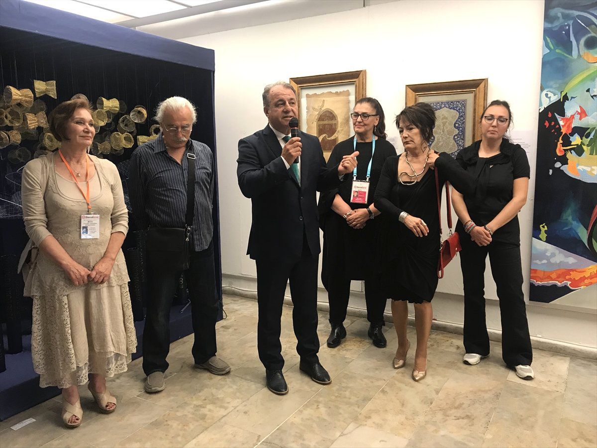 5. Uluslararası İzmir Sanat Bienali" Başladı