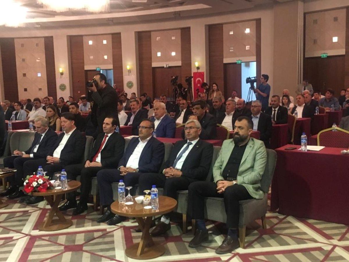 Akın, Küçükbaş Hayvancılık Şurasına Katıldı