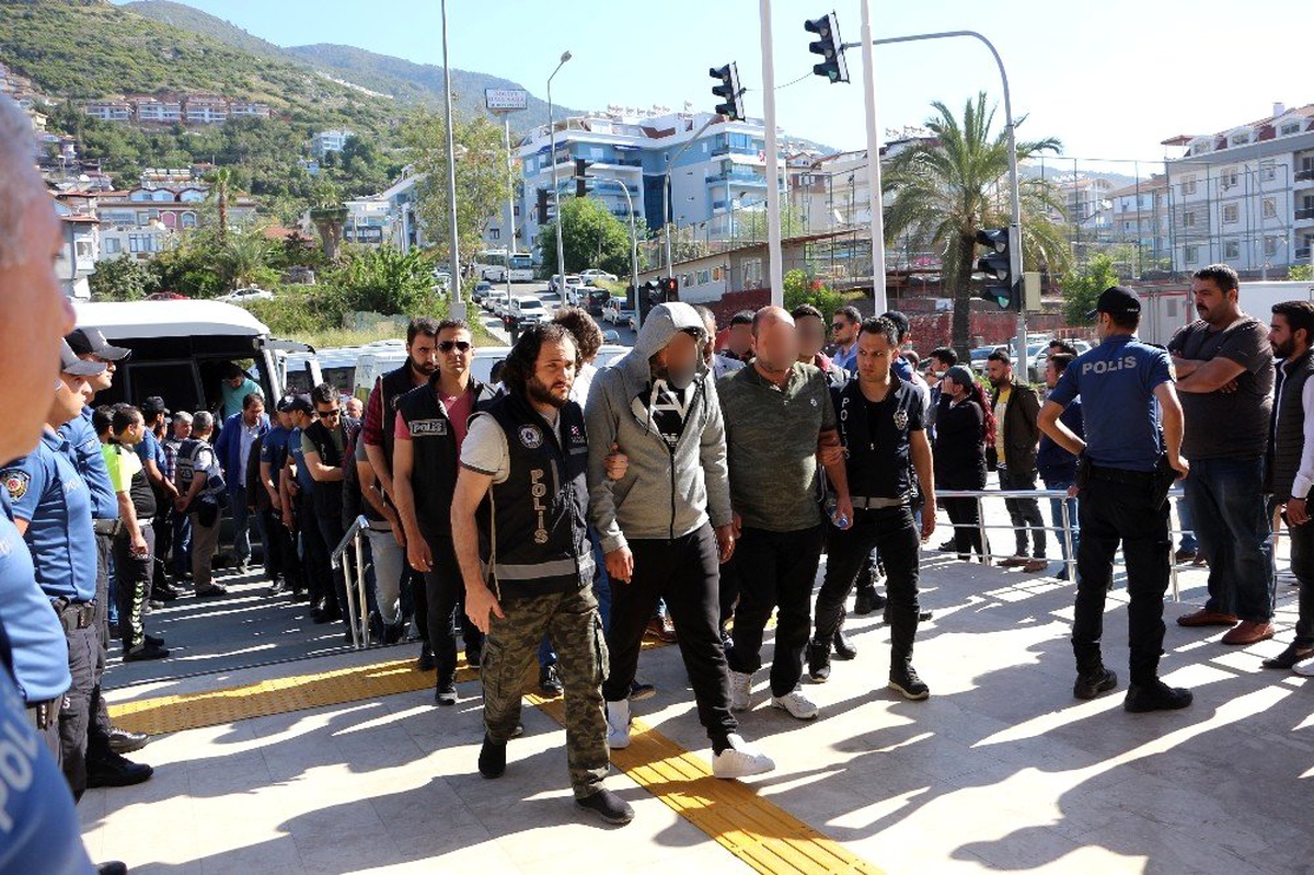 Alanya\'da Yasadışı 40 Bahis Şüphelisi Adliyede