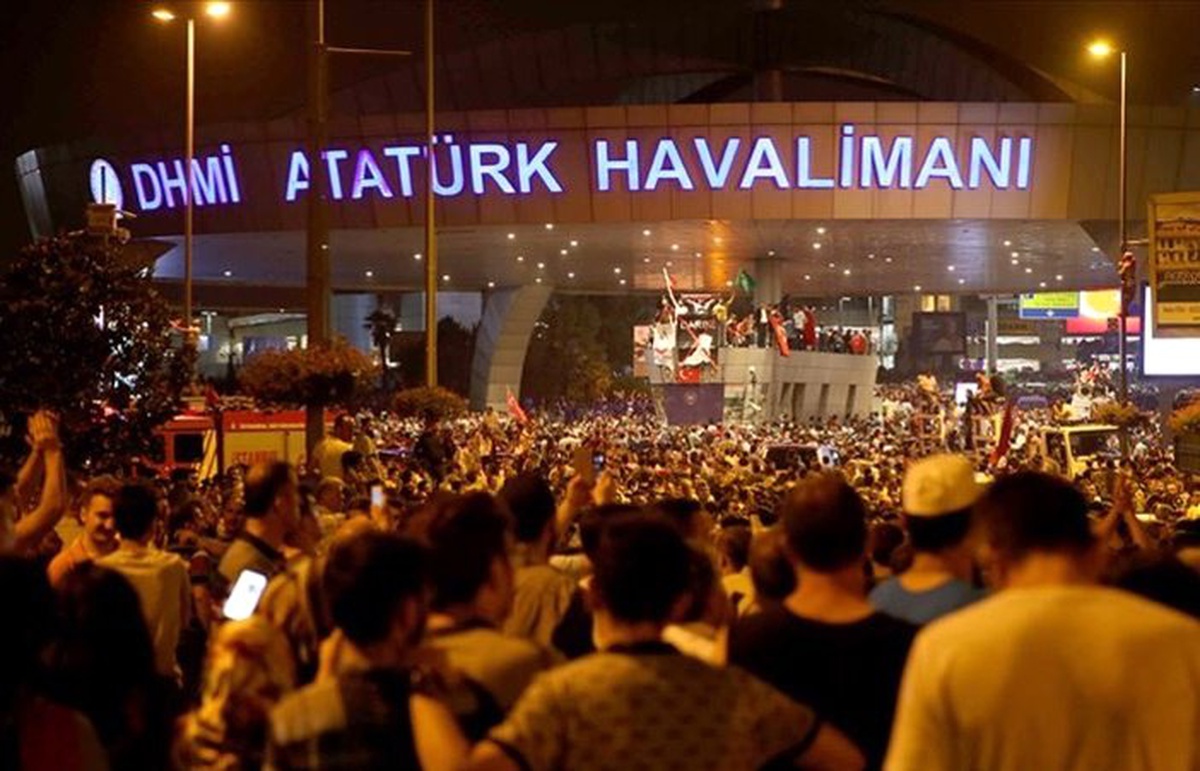 Atatürk Havalimanı\'nı işgal davasında 150 sanık için müebbet talebi