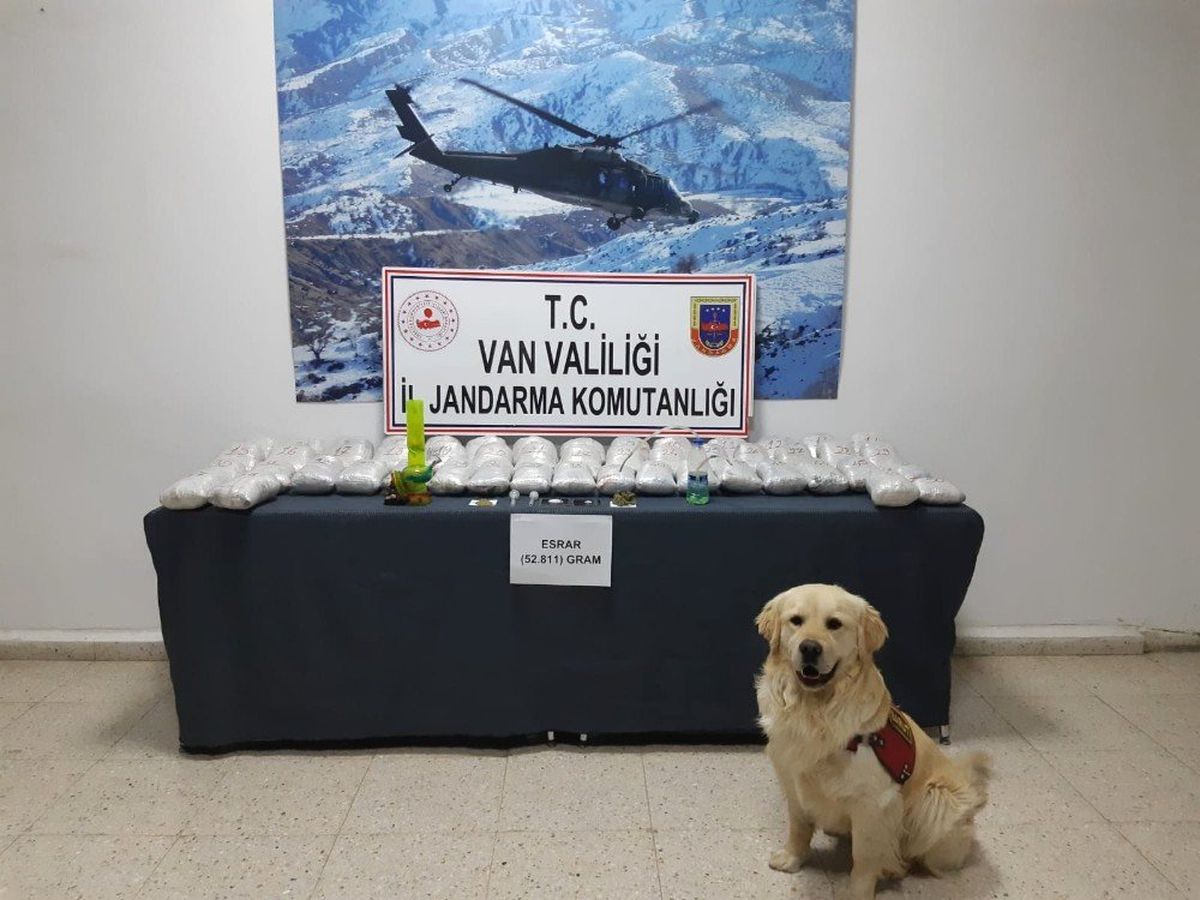 Barut\'un Katıldığı Operasyonda 52 Kilo Uyuşturucu Ele Geçirildi