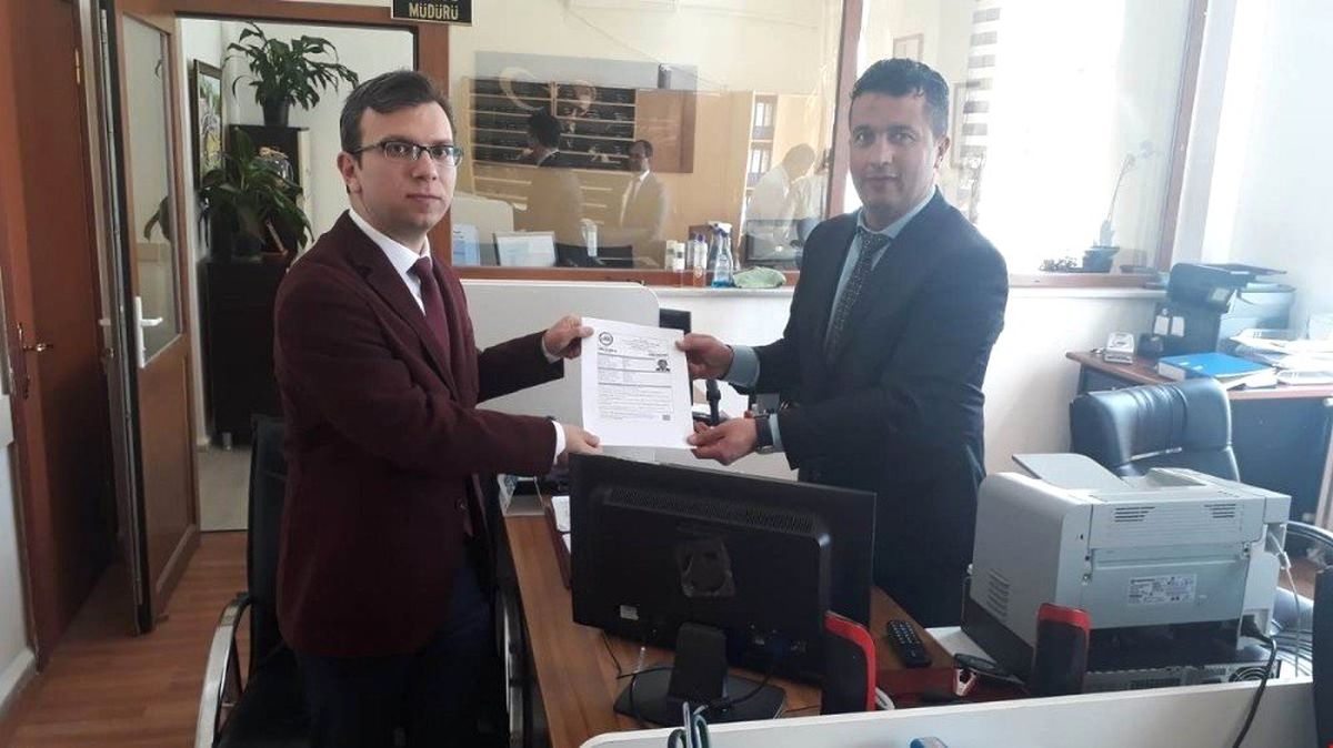 Çavdarhisar\'da Pasaport ve Ehliyet İşlemleri