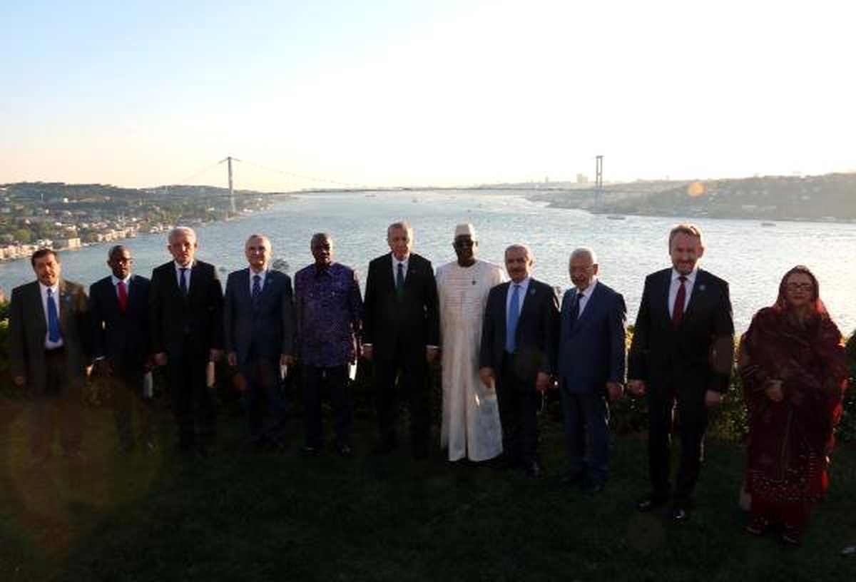 Cumhurbaşkanı Erdoğan Yabancı Konukları Akşam Yemeğinde Ağırladı