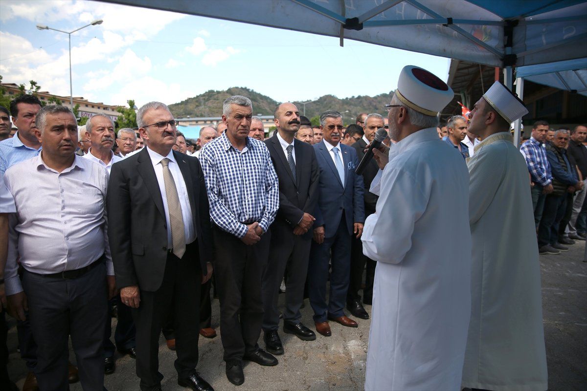 Derede Kaybolan Üniversiteli Kader Buse İçin Tören