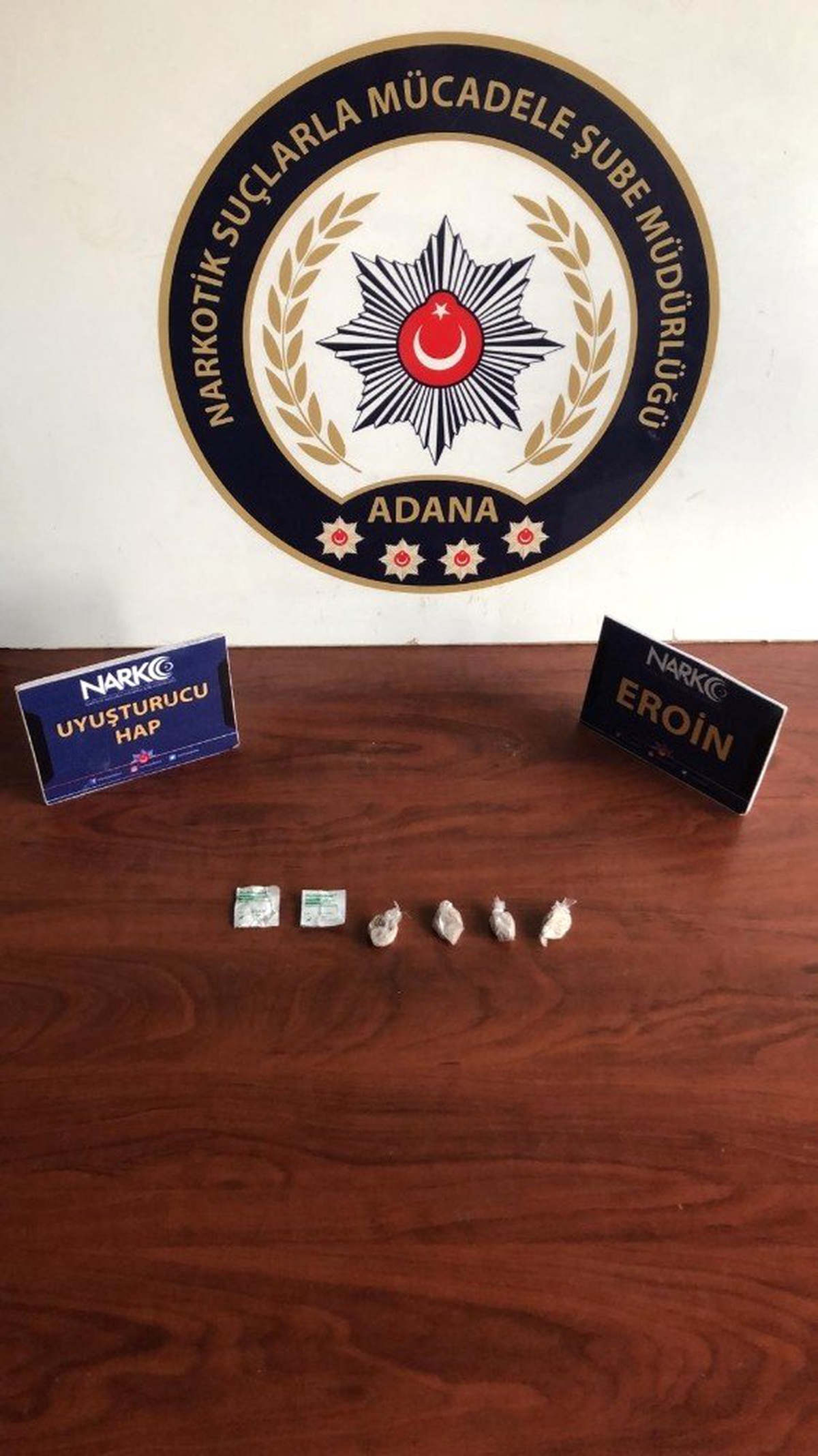 Eroinle Yakalanan Torbacıyı "İçiciyim" Savunması Kurtaramadı